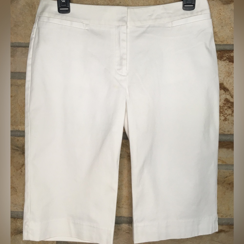 Chico’s white Bermuda shorts